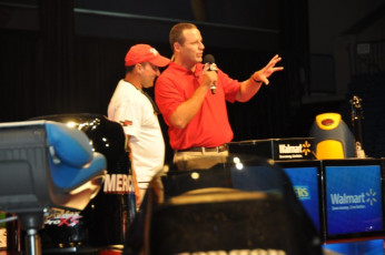 1E3A948C-E640-4059-B49D-EDFE804FA013