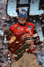 E8D6BB14-14CF-4D3E-9451-A9A657AA5A2F