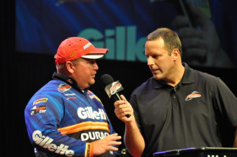 0015AE4A-183C-491C-BA43-FF0ABE1959FC