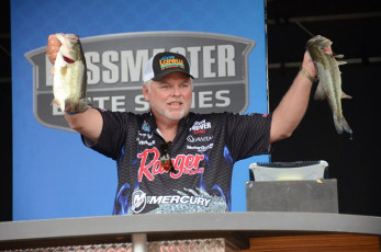 005AE4AB-7154-48E0-B40F-EBBA2AD18C60