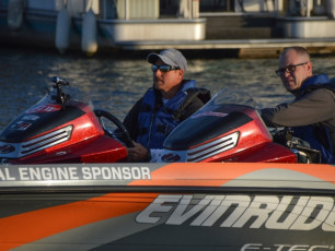 01749CA6-86A0-43A7-A81B-A99F60C72A31