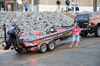 01E298C0-EF66-4239-9CBF-0BF7CE2EFA0A