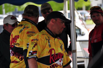 027B9E92-1B4B-4ECE-B05D-233BE5BD5D79