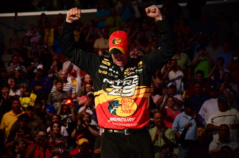 02D90A59-3D94-4C69-9783-5413E8001801