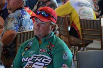 0310F443-6D80-411C-B88E-E185D0C0DD88