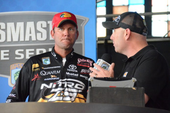 0338D0C2-FA9D-40D2-8095-9BB440213345