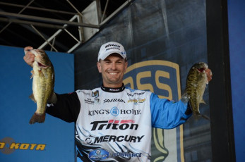 035A2AF2-D2F1-4290-A09E-1C2465655FDF