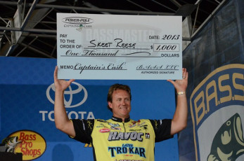 03820285-B991-4C81-AFA6-F71FA7FC49DB