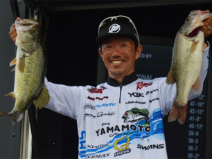 039EF381-29A8-485E-A5B4-80EF98DFCD18