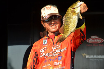 04BF3380-FC04-4224-8699-BBFC2B0192F9