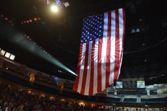 05DF5222-1F3D-4161-83B2-07169A6B3701