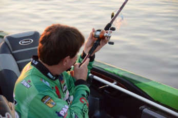 06037D3D-3B17-49FF-AF18-591866BD80B9