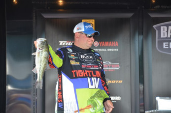 062091AF-637B-4012-BA03-2E62838BA8A9