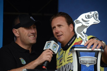 06CF7203-D84C-415A-8E92-2B90E8F13737