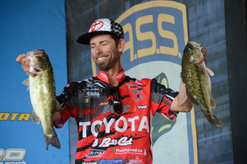 07133D7D-600B-4AA1-9F22-46A4AE25AF66