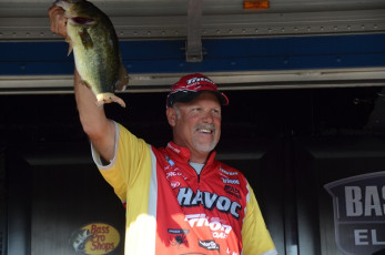 071DB760-6FF3-458A-942D-474FF8B8FBAE