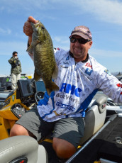 07E33BB3-B3FC-4A63-AAE6-5F0590174339