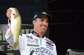 07F72636-E9EF-4DB6-8A07-F961D8DEABD4