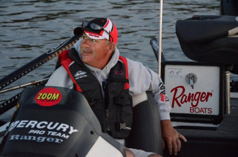 086EDF13-6666-4F4C-8B5C-B1624346AB79