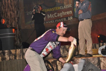 0877CC4B-527B-4292-8D97-82EC4238148B