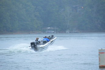 09CCE06C-CB6D-4702-B4B0-4474845111AA