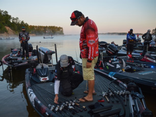 09E73155-5EB8-4999-BC56-94ED92EFD935