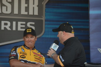 0B9145AA-A940-47B6-A1C6-6E77593C7C03