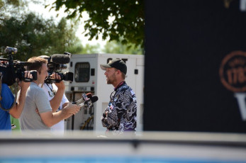 0C299444-27D8-44F4-9409-8F922CCAB39C