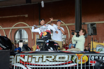 0C528322-95DA-4553-BB51-E73FBCC28D91