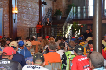 0CB78FFF-A46E-4A08-B94C-703A7B37AC41