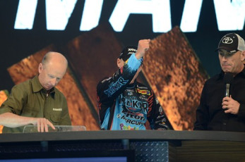 0D82E9D4-A93C-4758-B525-185DFD0DD973