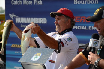 0DA3019A-4D15-4CAD-98F2-5D7788AAE665