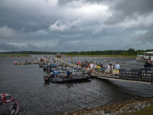 0E045923-3E88-4FA0-8C42-F38B8EE25C17