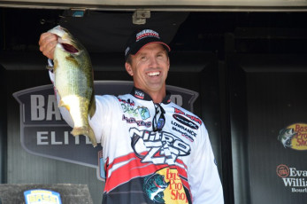 0E7BD29C-A636-4F47-B950-B00AE79731DE