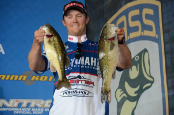 0F1B12E5-EF70-41DA-B510-9F580E4EAC5E