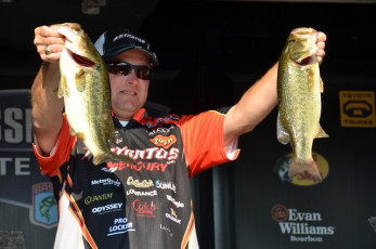 0F44597C-E217-4C4B-94EC-154817D5B317