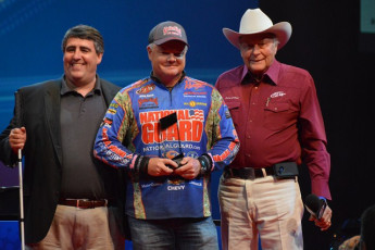 0F6532C6-40D6-47C4-A29E-B9BD6F18EF1E