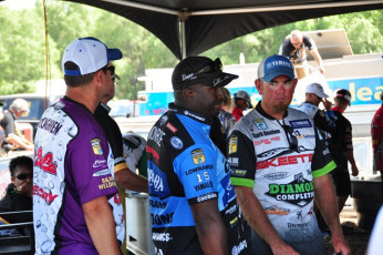 0F804CB5-B743-437D-BCA4-E7F38D76F070