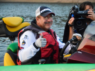 0F9F1FD9-84B1-4C3A-9C0A-3527AF9E807E