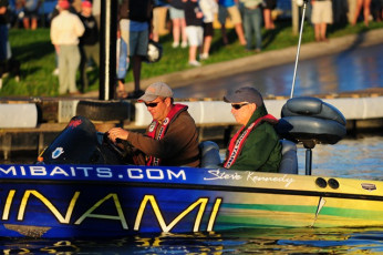 109D2C14-559C-4091-A0AF-E114E3C380C7