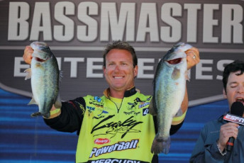 11694BD7-D954-4EC6-815D-80CFC28C1E51