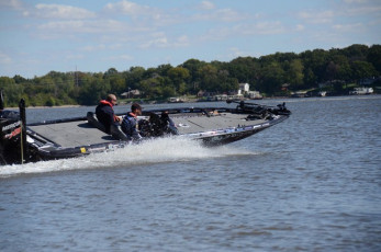 12070E88-7D09-4A84-823D-0C7882955023