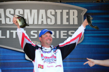 122F3138-1E1C-4BE8-BDA2-BC3CEE469B55