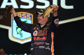 1247F03D-9D06-429E-94A2-5246810F49D3