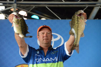 12C3F697-177C-4DBC-AC4C-E682F075FC5C