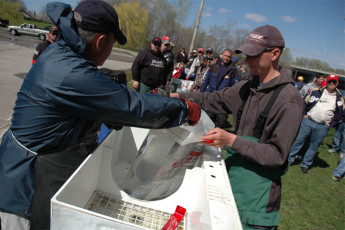 13416EE7-F83D-4D36-8952-344807E90067