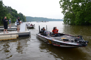 14FFE69A-E629-4AEA-A494-9787C419B25F