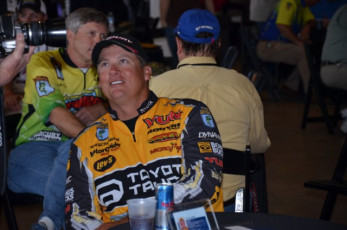 151B0AF2-CCA1-478F-AC85-C501D625C8F2