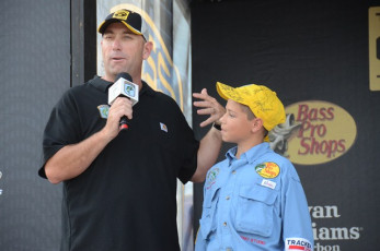 16001281-5C21-4DE6-90FB-AAFBA2207586