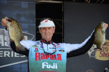 170375F5-7883-4A79-88BA-55F7A242C2E4